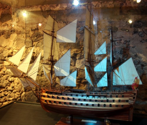 Museo Piratera 14 W
